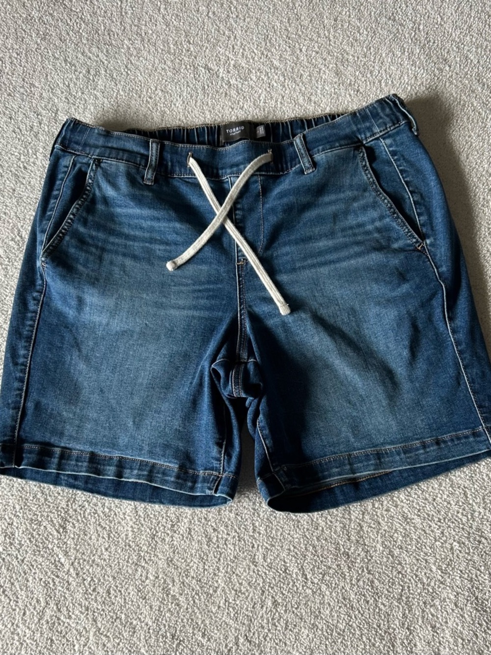 torrid  feelthefit Blue Denim Shorts with White Drawstring